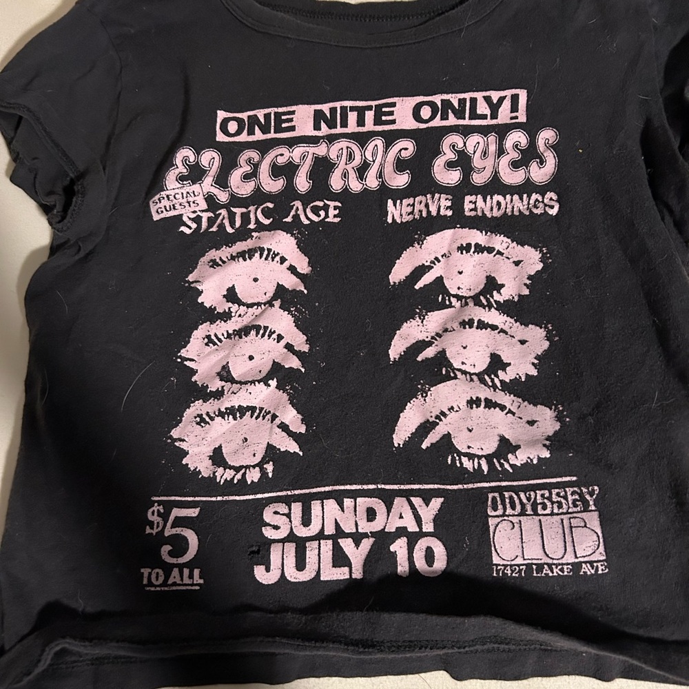graphic tee